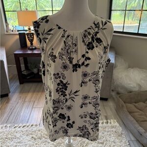 Calvin Klein Black and White Pleated Sleeveless Blouse